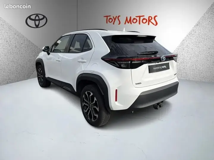 Toyota Yaris Cross 2023 photo 3