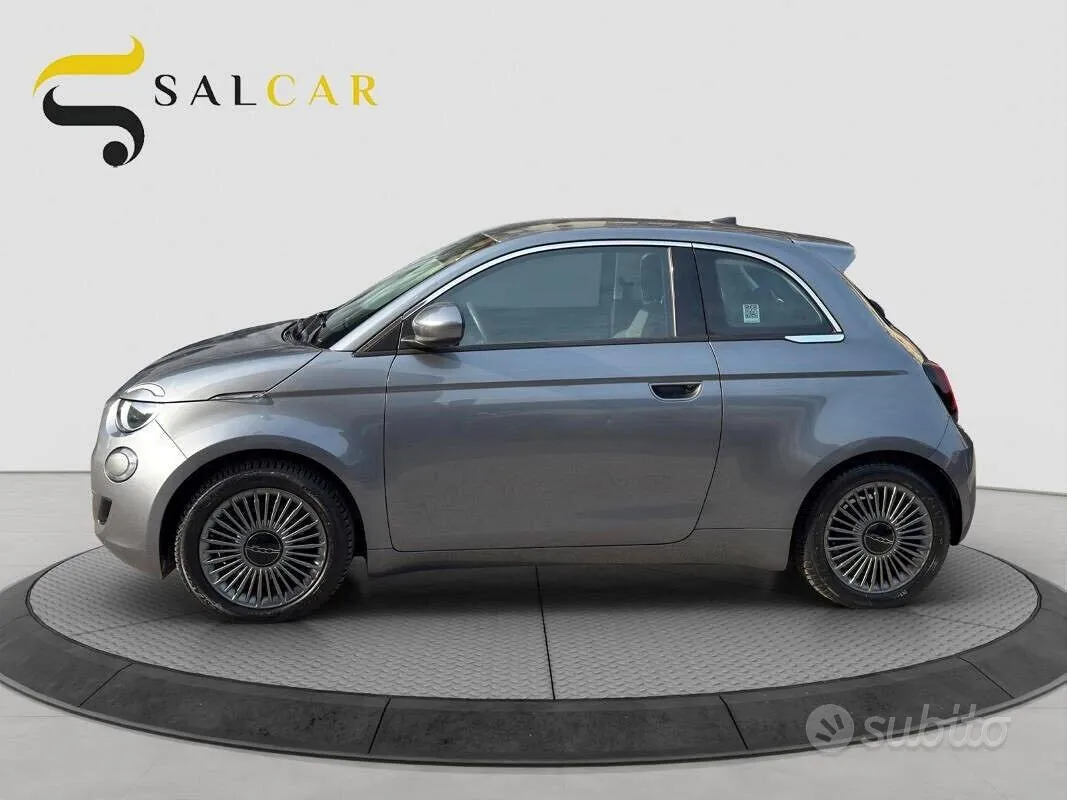 Fiat 500 500E