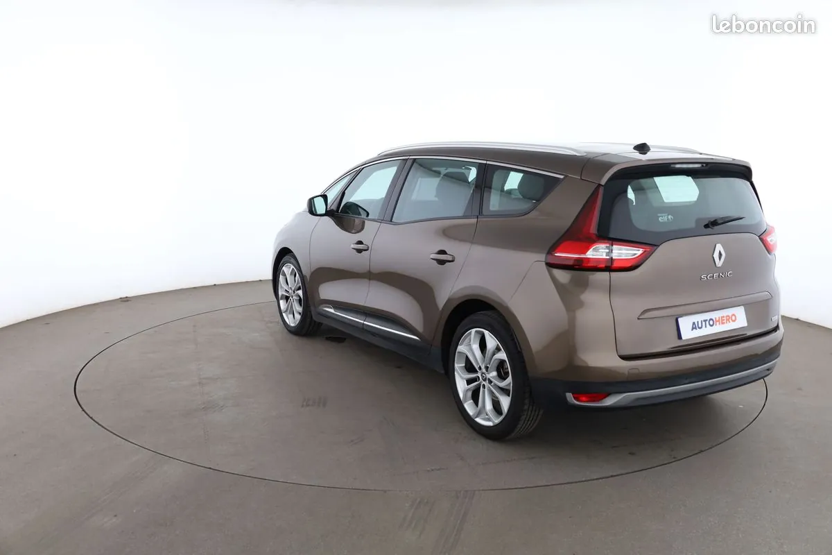 Renault Grand Scenic 2017 photo 2