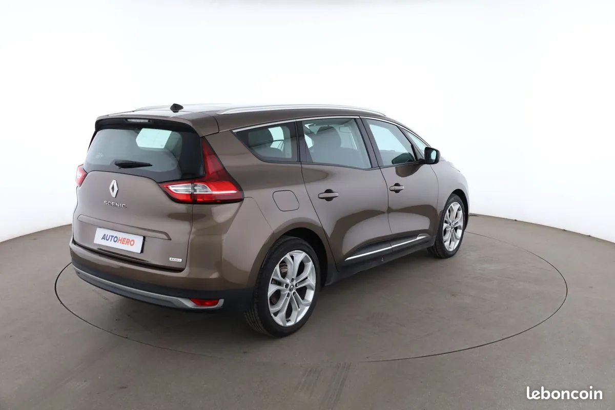 Renault Grand Scenic 2017 photo 3
