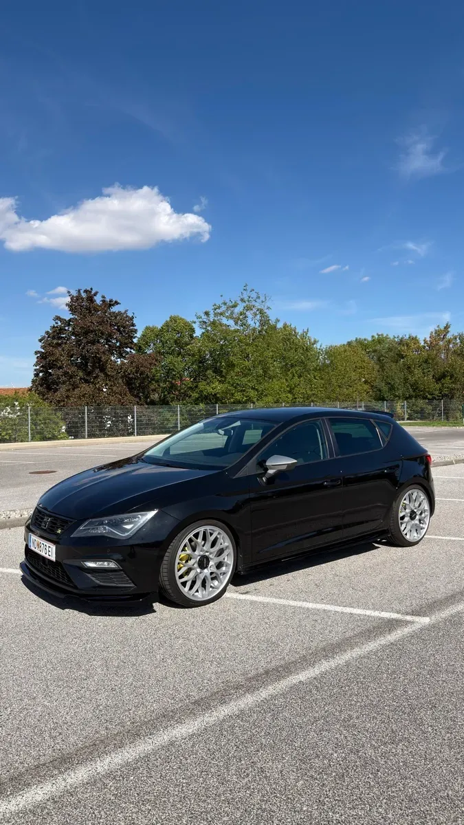 Seat Leon 2018 photo 2
