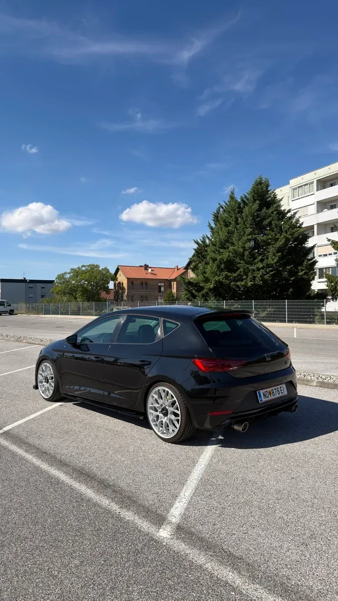 Seat Leon 2018 photo 3