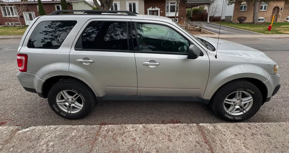 Mazda Tribute