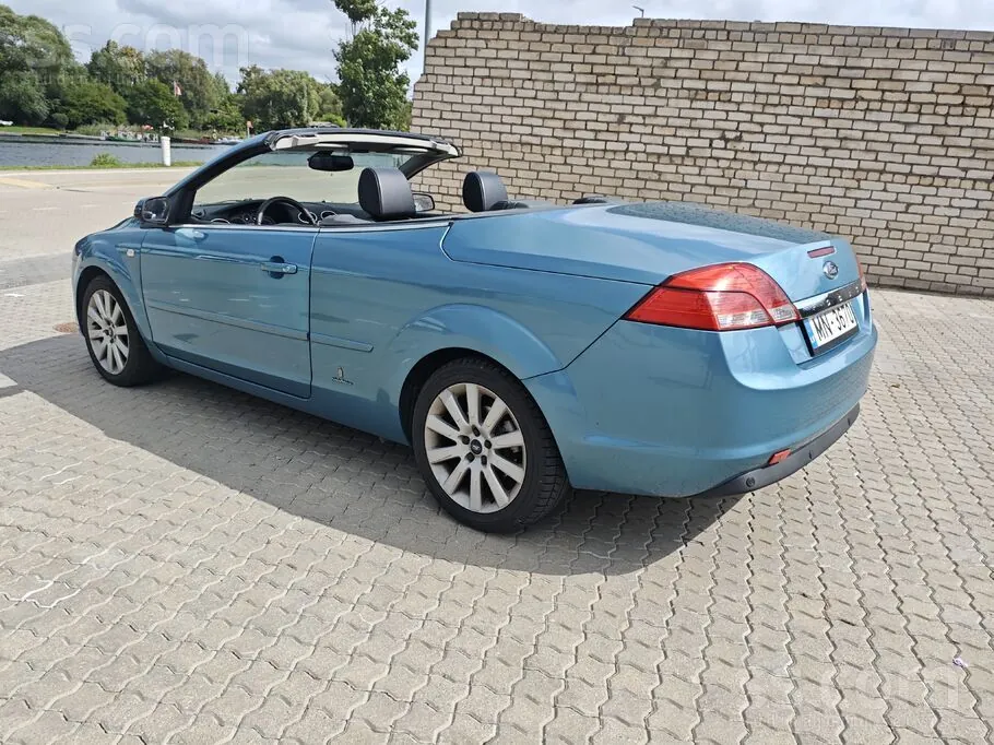 Ford Focus 2008 photo 2