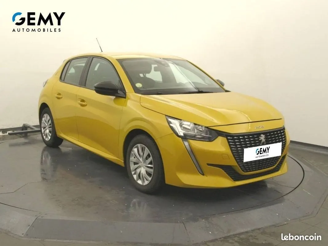 Peugeot 208 2022 photo 3