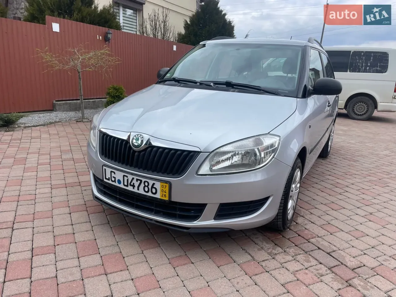 Skoda Fabia 2013 photo 2