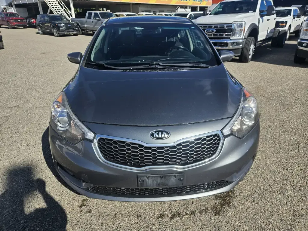 Kia Forte 2016 photo 2