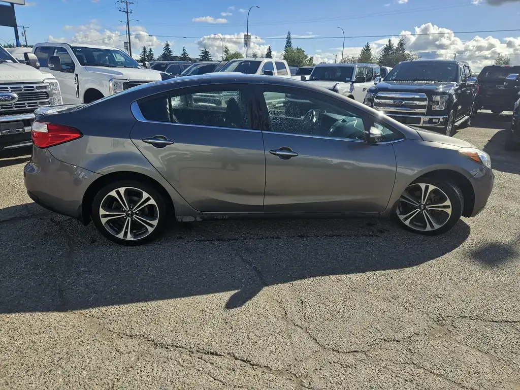 Kia Forte 2016 photo 4