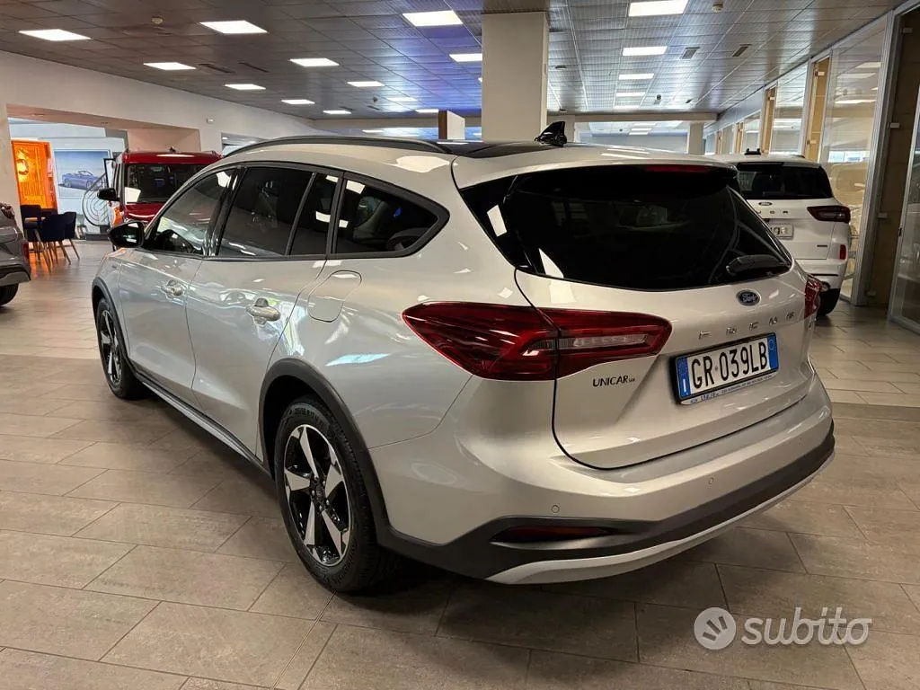 Ford Focus 2023 photo 5