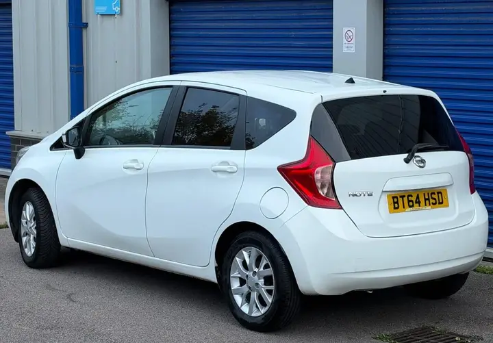 Nissan Note 2014 photo 3