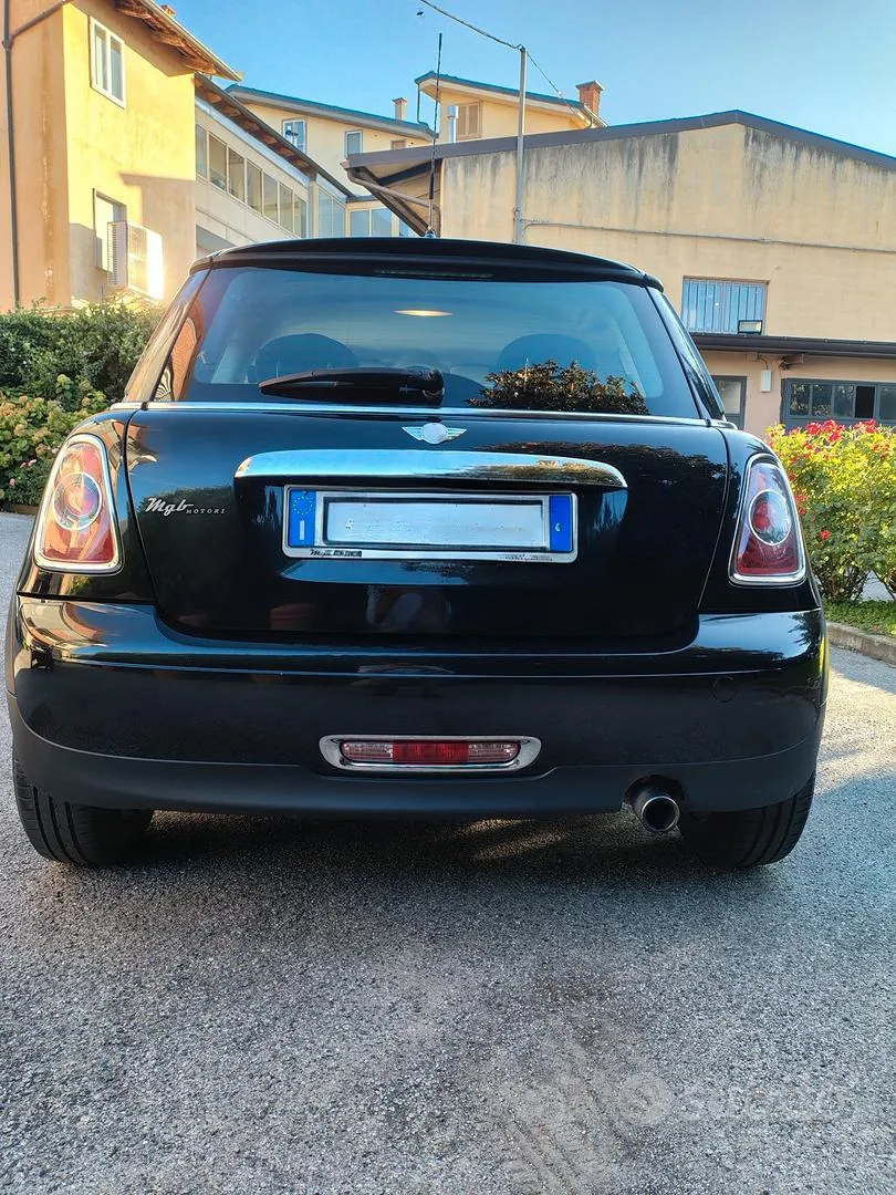 Mini One 2013 photo 3
