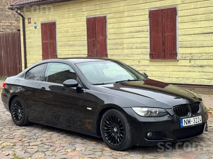 BMW 320 2008 photo 5