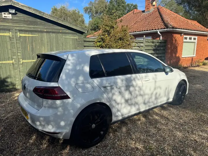 Volkswagen Golf 2014 photo 4