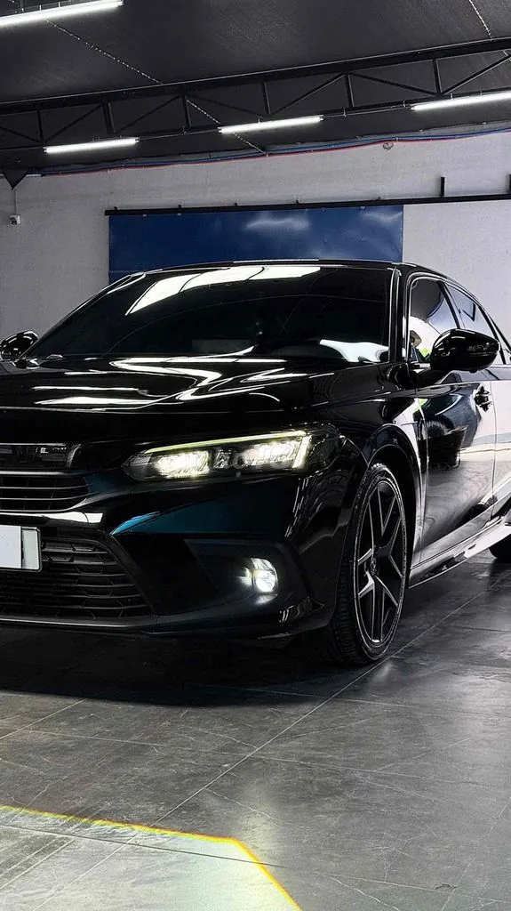 Honda Civic 2023 photo 3