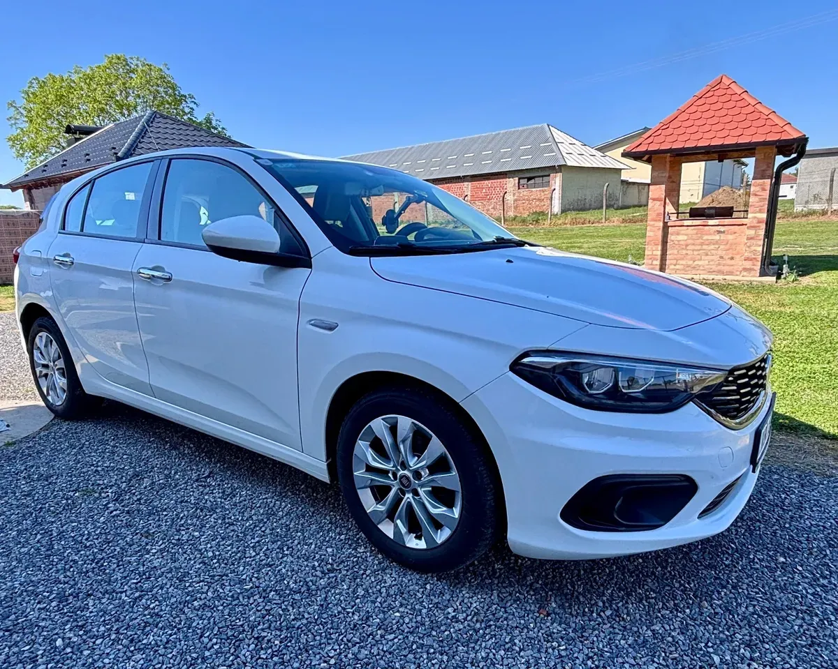 Fiat Tipo 2017 photo 2