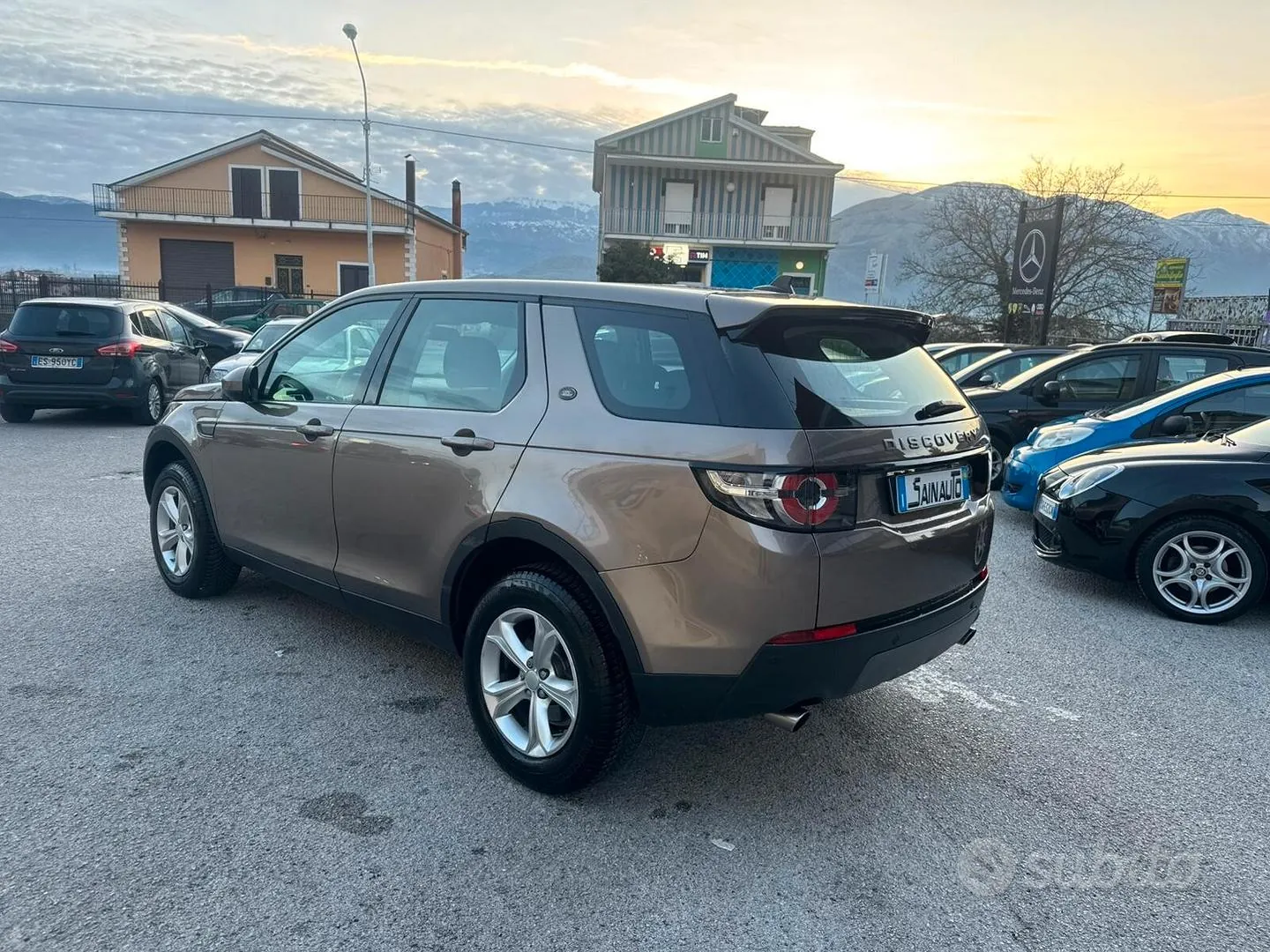 Land Rover Discovery Sport 2016 photo 5