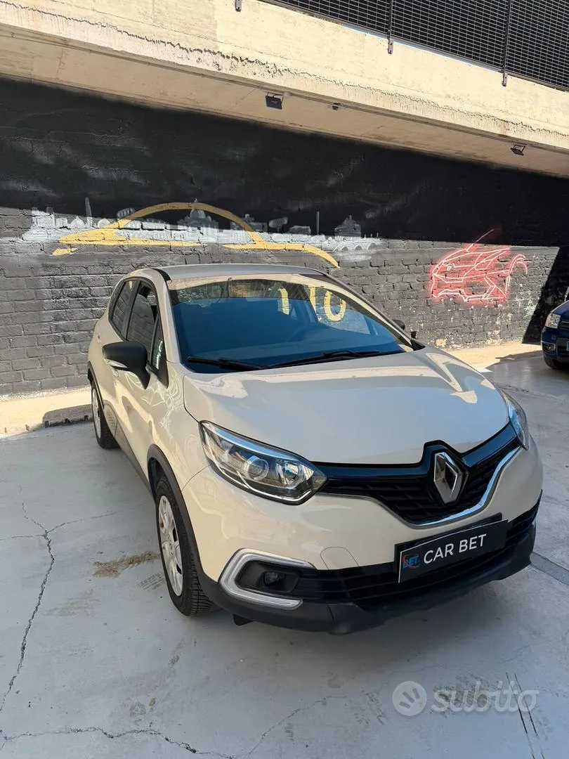 Renault Captur 2017 photo 2
