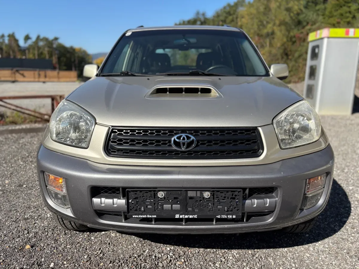 Toyota Rav4 2003 photo 2