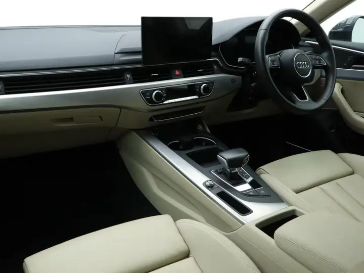 Audi A5 2024 photo 2
