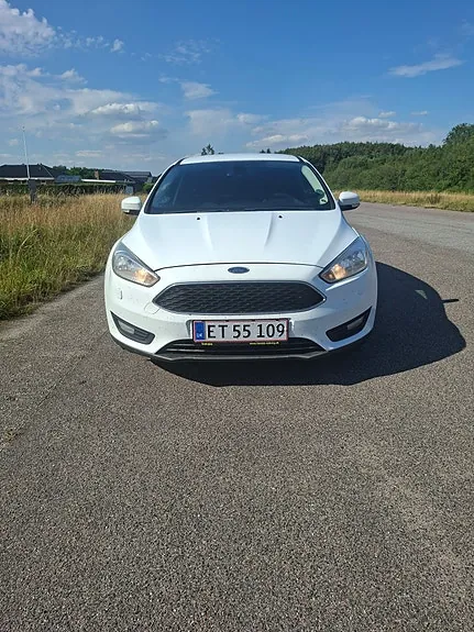 Ford Focus 2015 photo 3