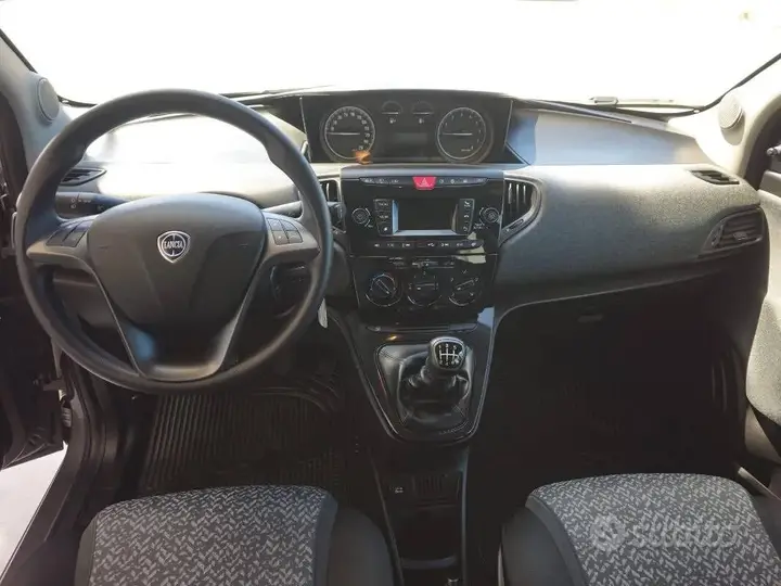 Lancia Ypsilon 2021 photo 5