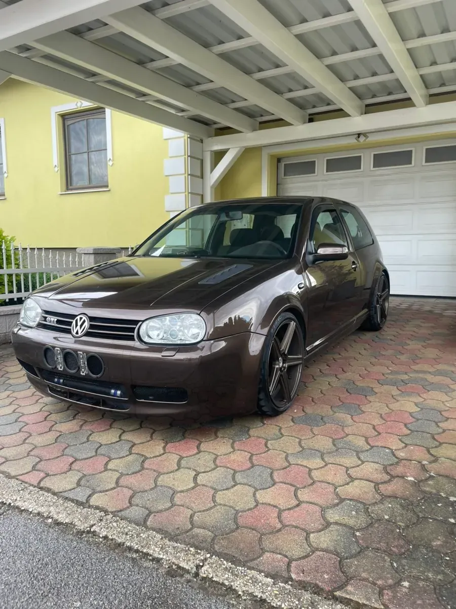 Volkswagen Golf 2003 photo 3
