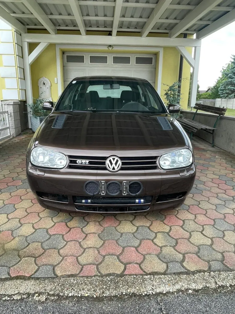 Volkswagen Golf 2003 photo 2