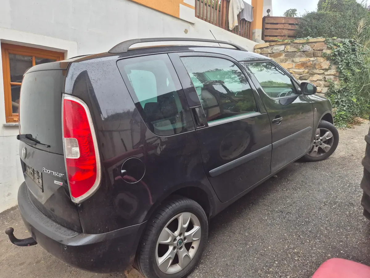 Skoda Roomster 2007 photo 2