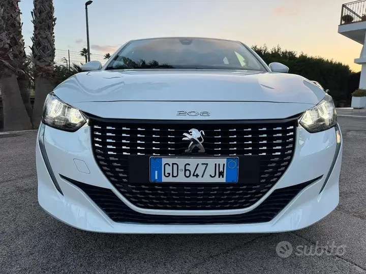 Peugeot 208 2020 photo 2