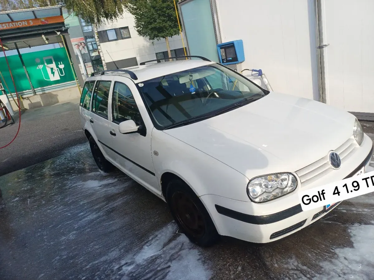 Volkswagen Golf 2004 photo 2