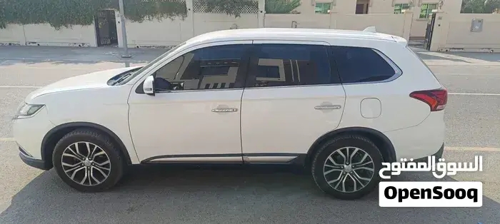 Mitsubishi Outlander 2016 photo 4