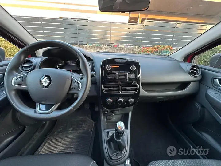 Renault Clio 2017 photo 5
