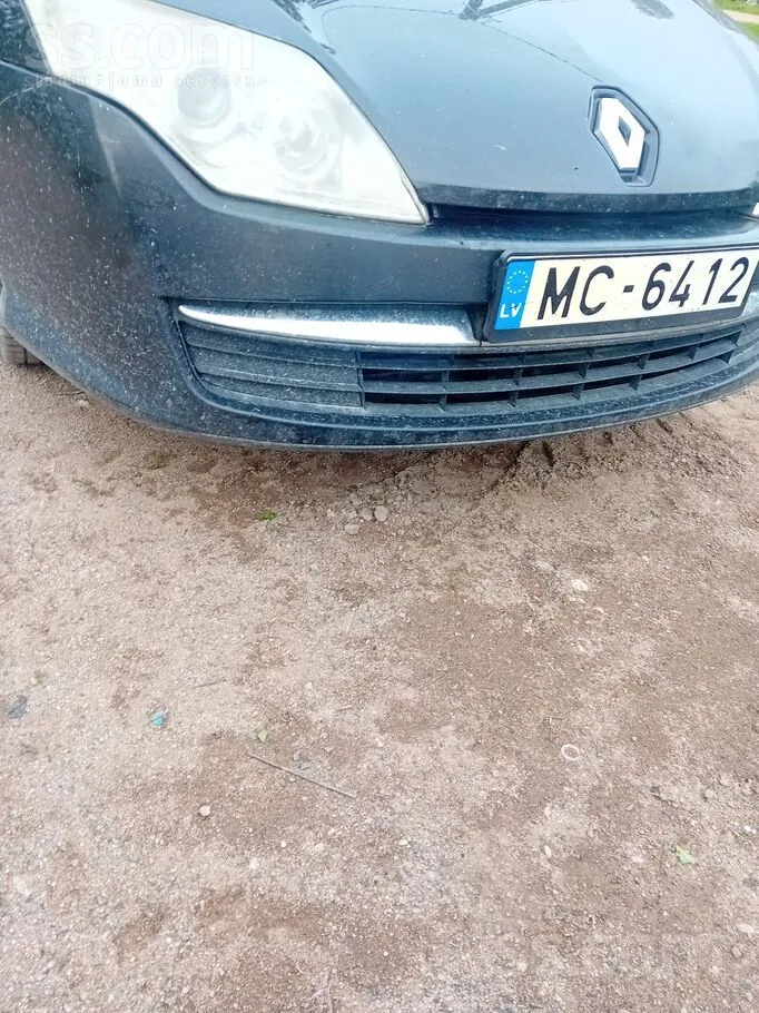 Renault Laguna 2009 photo 2