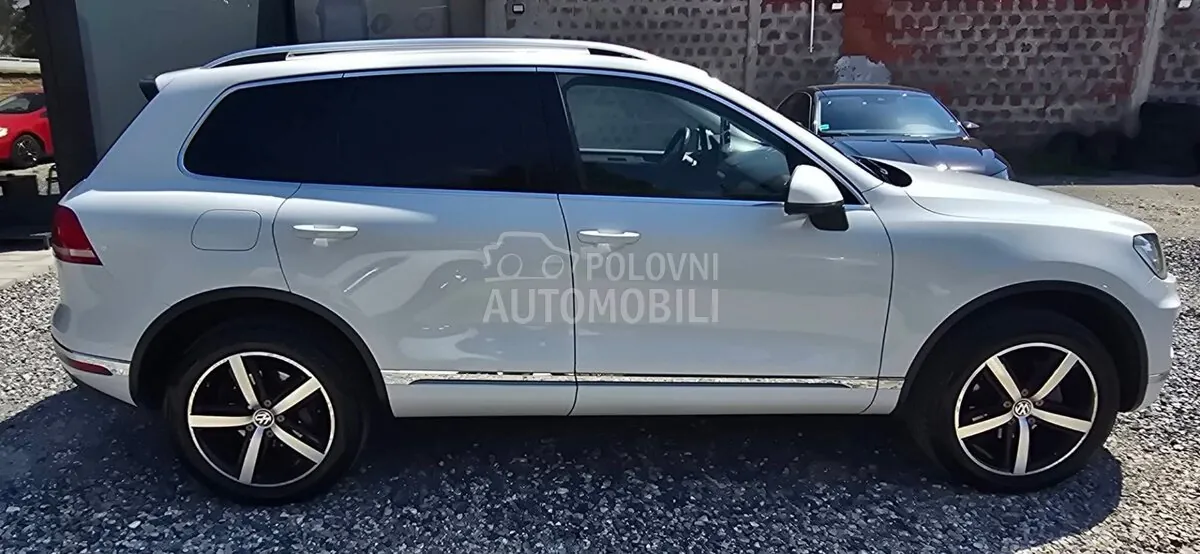 Volkswagen Touareg 2015 photo 4