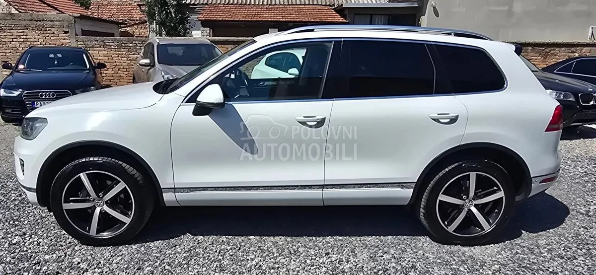 Volkswagen Touareg 2015 photo 2