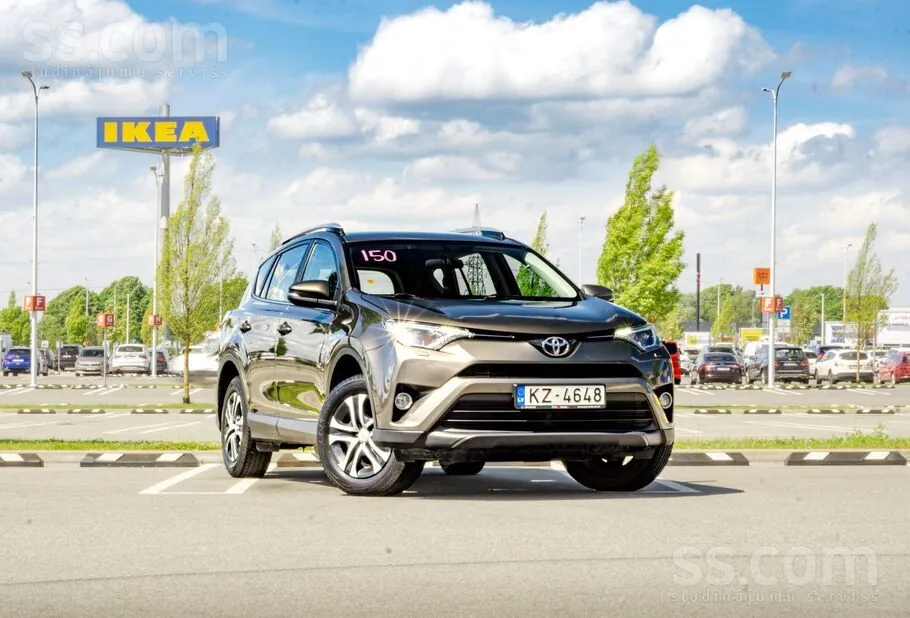 Toyota Rav4 2017 photo 2