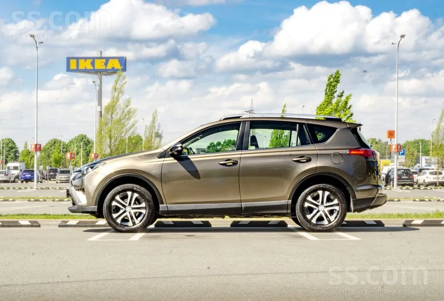 Toyota Rav4 2017 photo 4