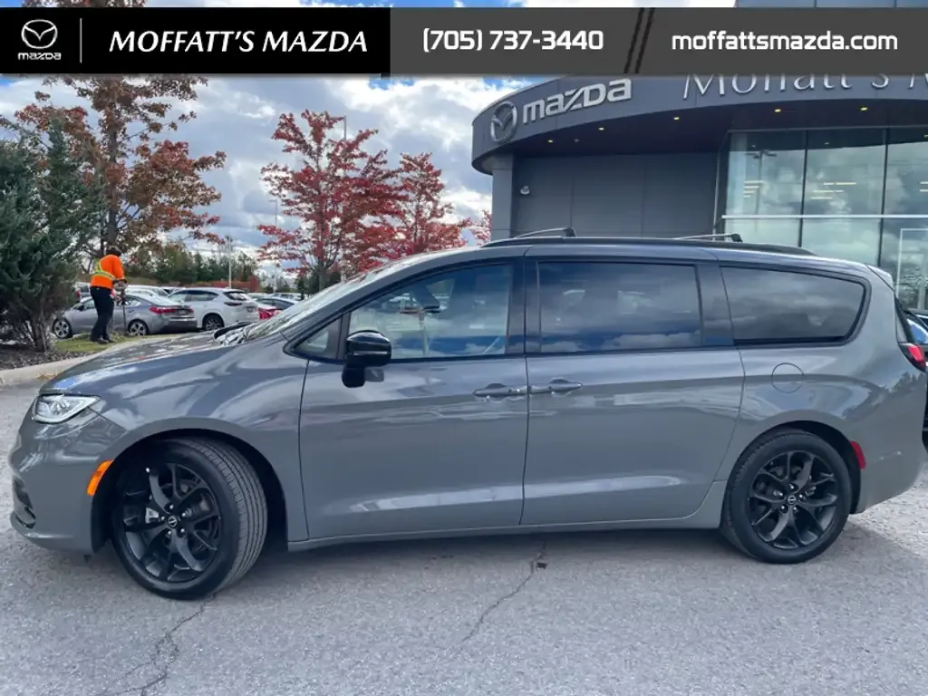 Chrysler Pacifica 2025 photo 3
