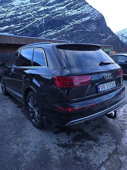 Audi Q7 2017 photo 3