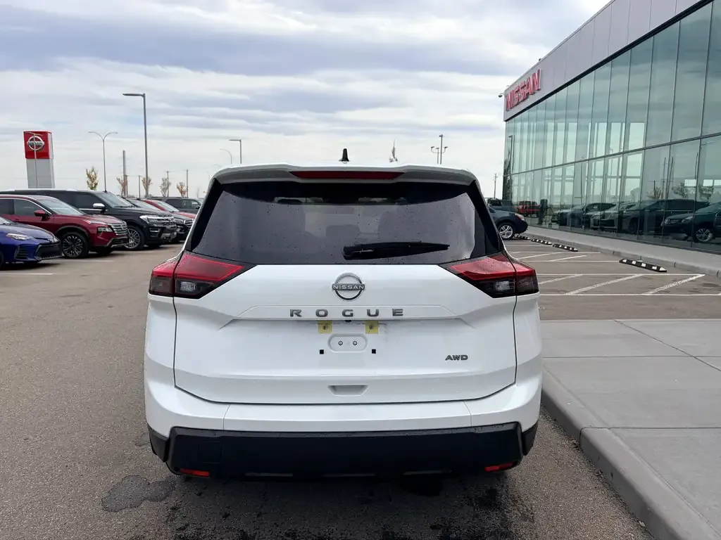Nissan Rogue 2026 photo 5