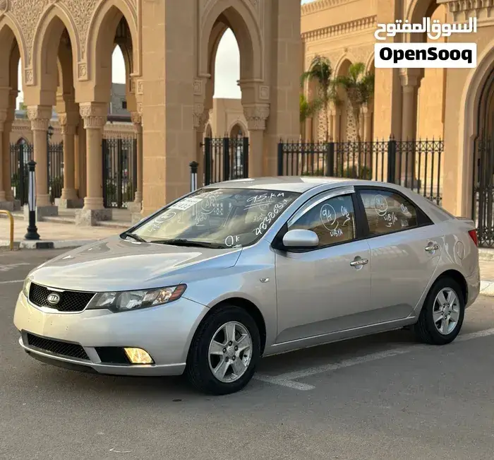 Kia Forte 2010 photo 5
