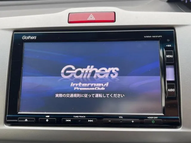Honda Freede Hybrid 2015 photo 4