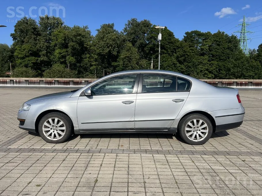 Volkswagen Passat B6 2007 photo 2