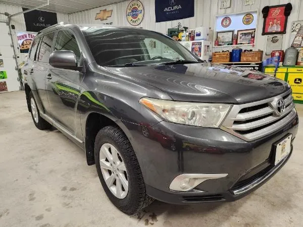 Toyota Highlander 2013 photo 3