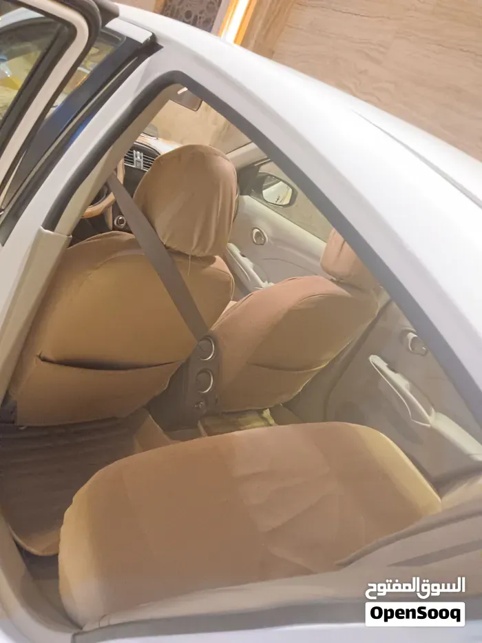 Nissan Sunny 2025 photo 4