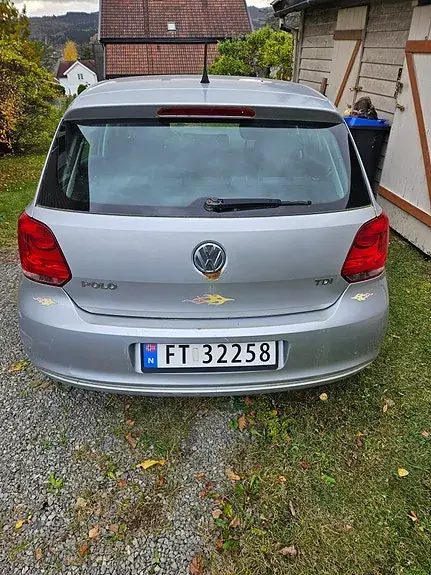 Volkswagen Polo 2010 photo 2