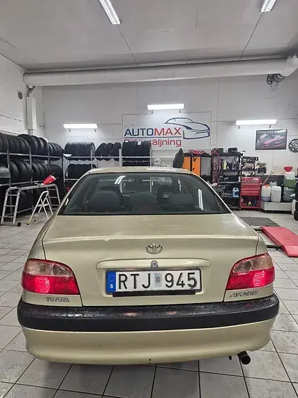 Toyota Avensis 2001 photo 5