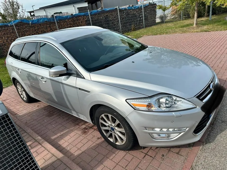 Ford Mondeo Turnier