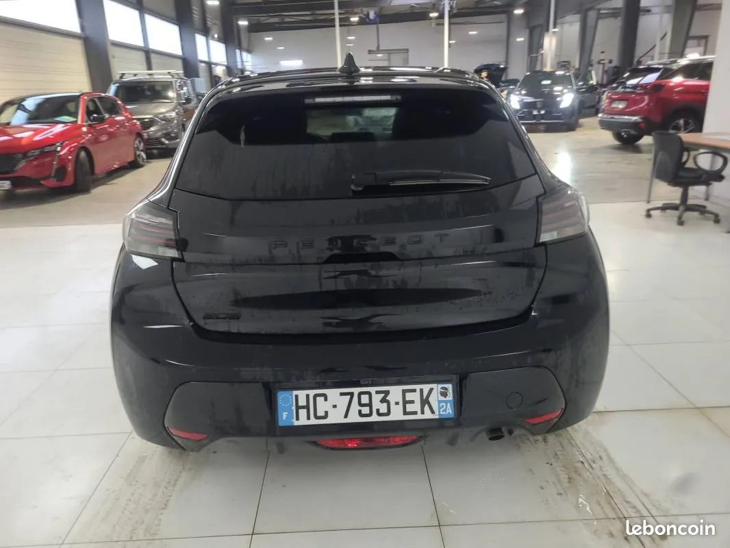 Peugeot 208 2025 photo 5