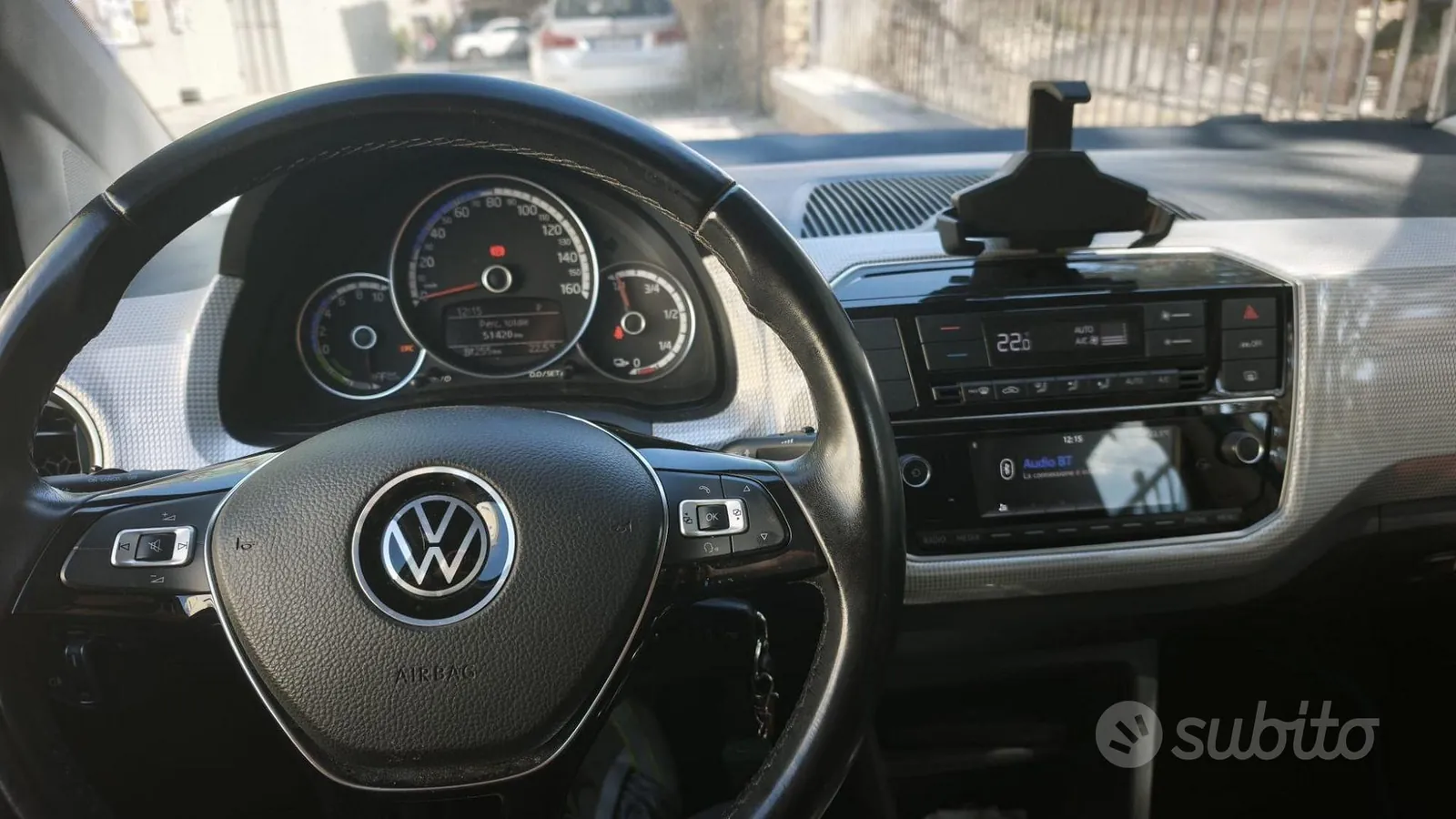 Volkswagen Up 2021 photo 4